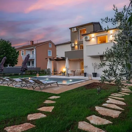 Fio By Seeadria Agency *