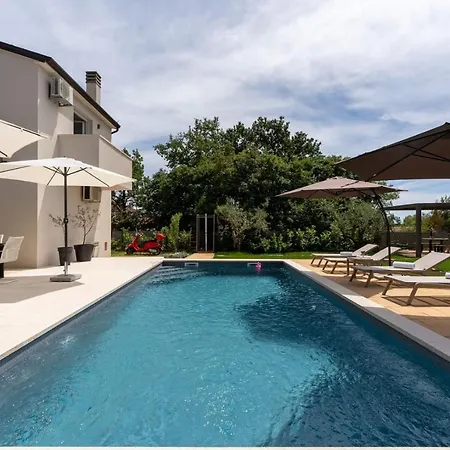 Fio By Seeadria Agency * Fiorini