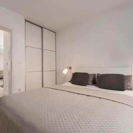 Fio By Seeadria Agency Fiorini