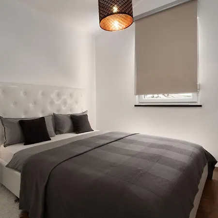 Fio By Seeadria Agency * Fiorini