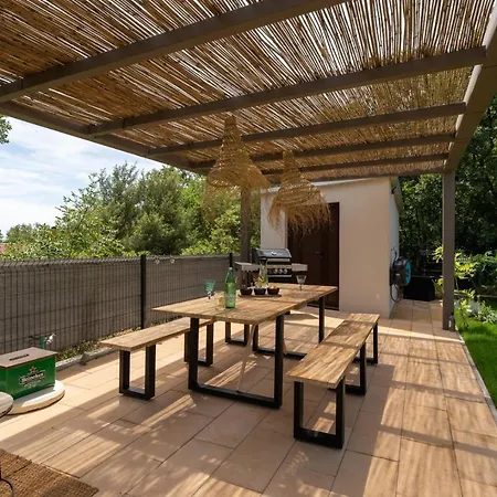 Fio By Seeadria Agency Villa