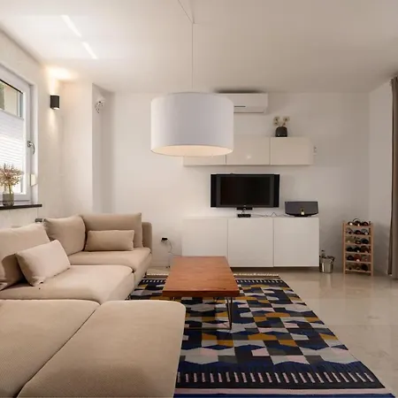 Villa Fio By Seeadria Agency