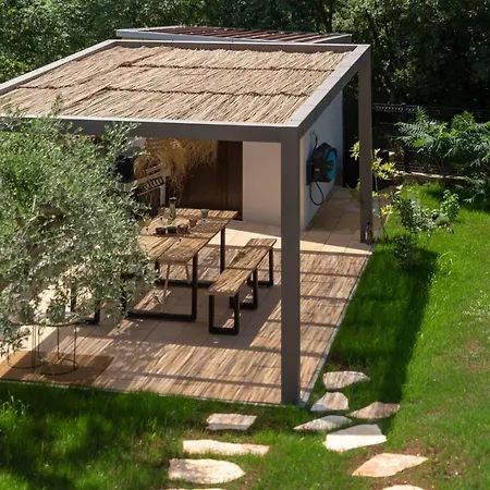 Fio By Seeadria Agency * Fiorini